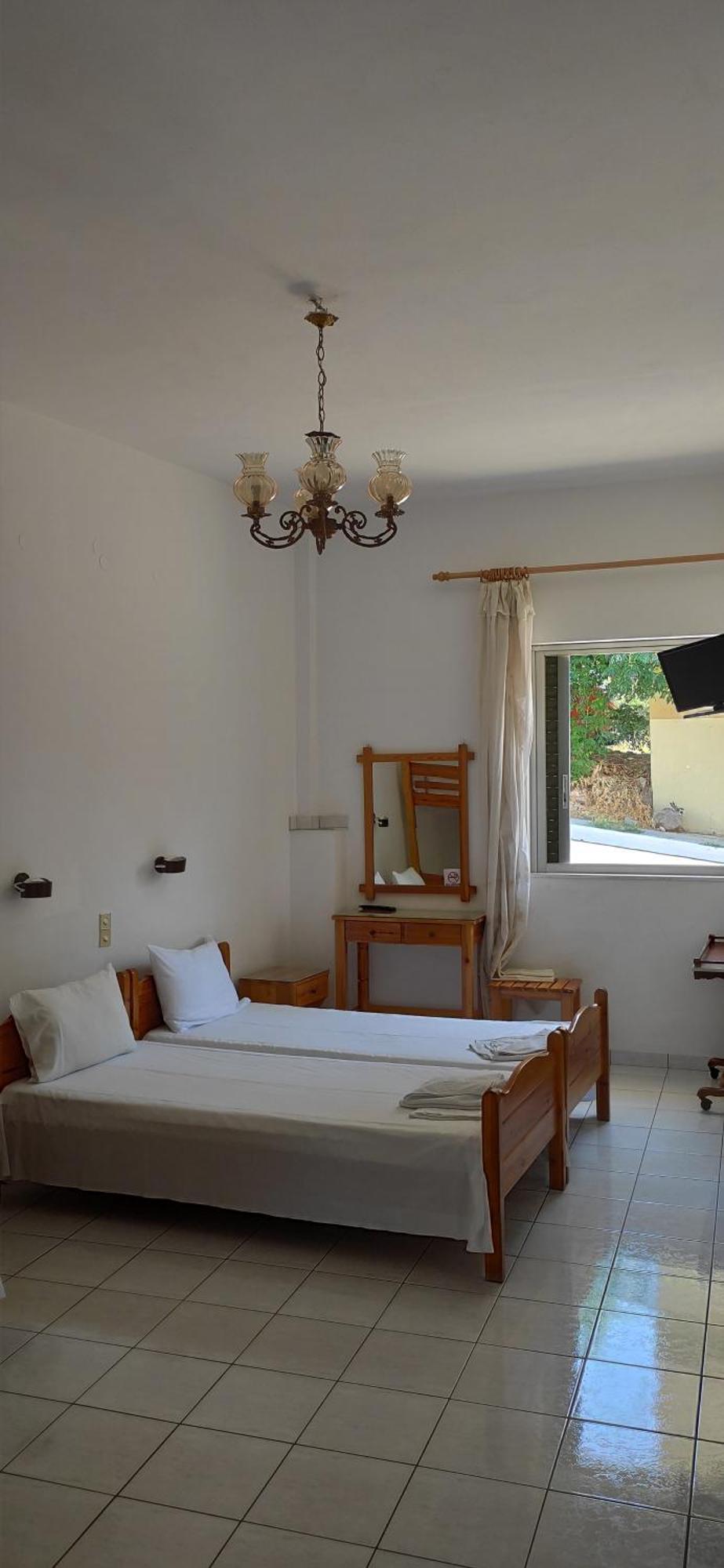 Pension Gina Methana Exterior photo