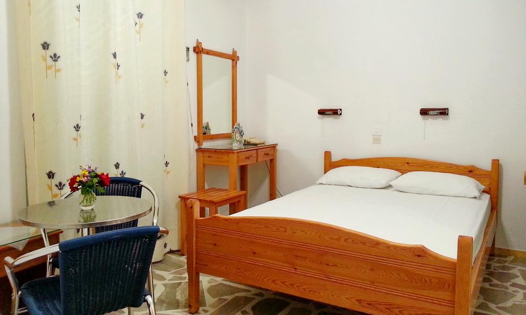 Pension Gina Methana Room photo